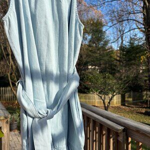 Banana Republic Chambray Light Wash Jean Denim Pockets Belt Dress Size Large NWT